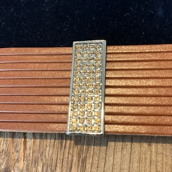 Swarovski Leather and Crystal Matching Necklace and Bracelet - Picture 4 of 11